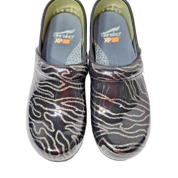 Dansko Shoes - Dansko XP 2.0 Patent Leather Glitter Waves Clog Womens Size EU 38 US 7.5 8 Black